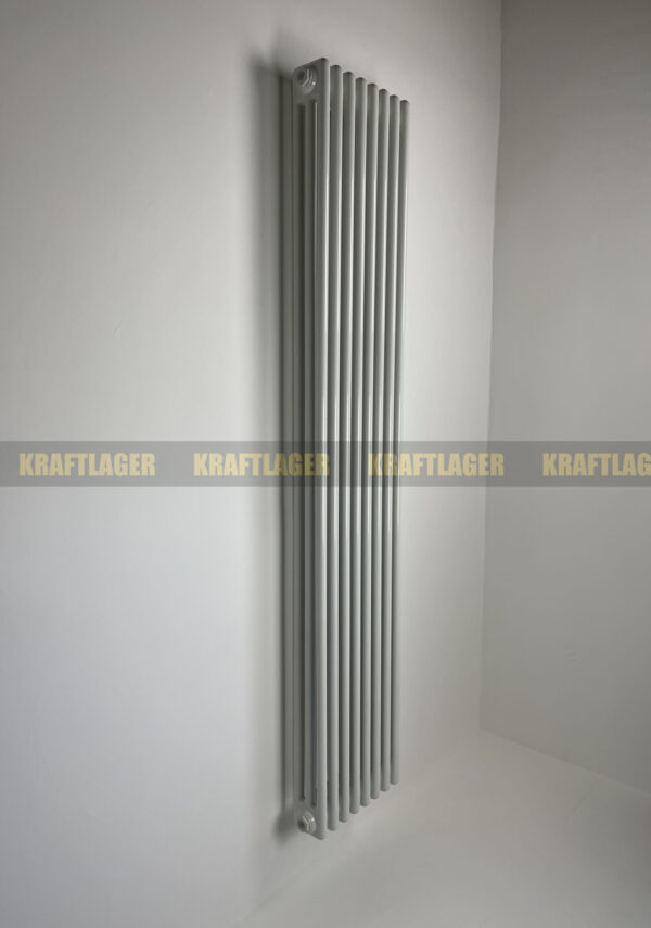 3 kolonnu vertikāls radiators 1800 x 380 mm , krāsa - balts