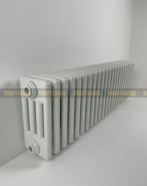 4 kolonnu horizontāls radiators 300 x 830 mm , krāsa – balts