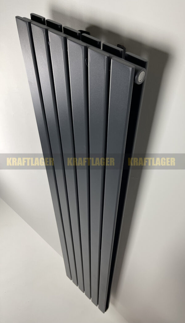 Vertikāls antracīta krāsas radiators 1800 x 408 Duplex - apakšas pieslēgums - Image 8