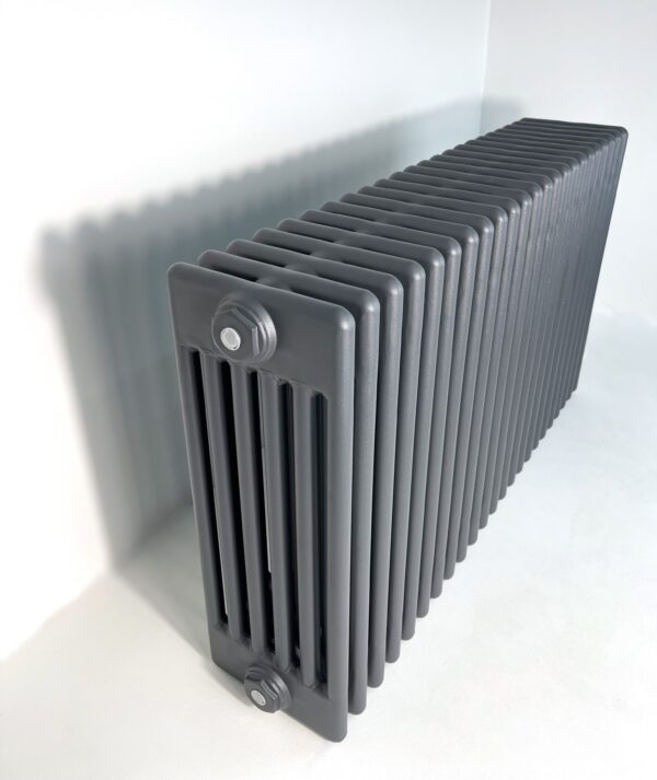 6 kolonnu 600×1055 mm vertikāls radiators, krāsa – Antracīts (RAL 7016) - Image 7