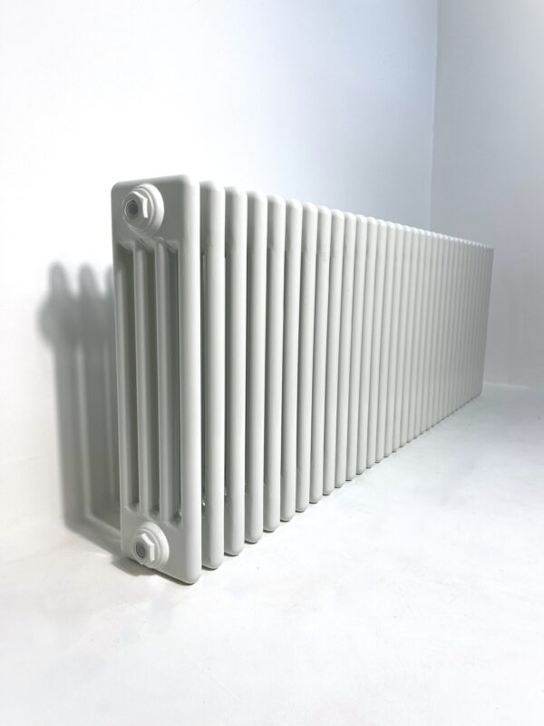 4 kolonnu 500×1505 mm horizontāls radiators, krāsa – Balts (RAL 9010) - Image 3